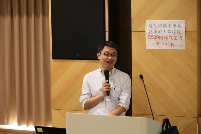 108學年第一學期第二次系集會圖片