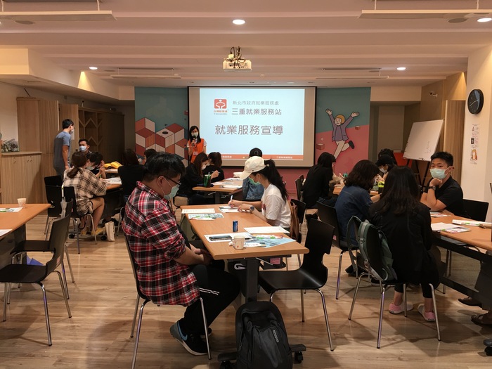 參訪三重青年職涯發展中心及104人力銀行協理演講2020/05/22圖片
