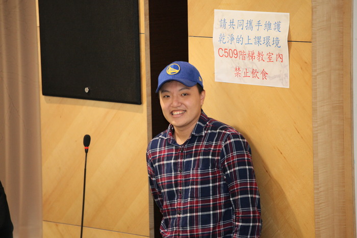 108學年第一學期第三次系集會圖片